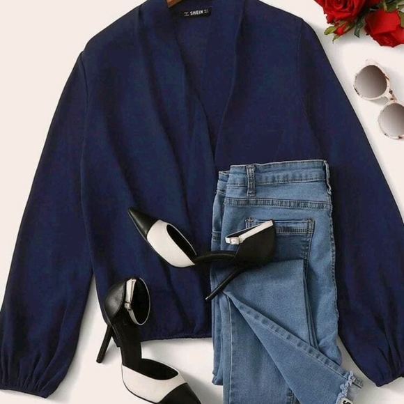 Top - Picture 2 of 3